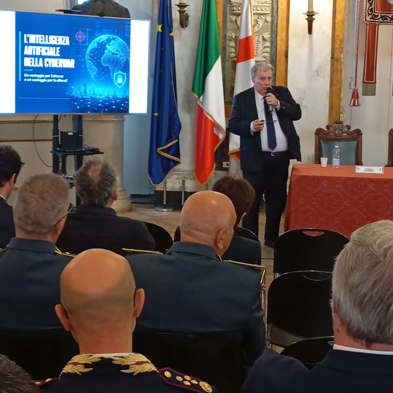 Enrico Castanini durante l'intervento al convegno organizzato dalla Guardia di Finanza a Palazzo Tursi