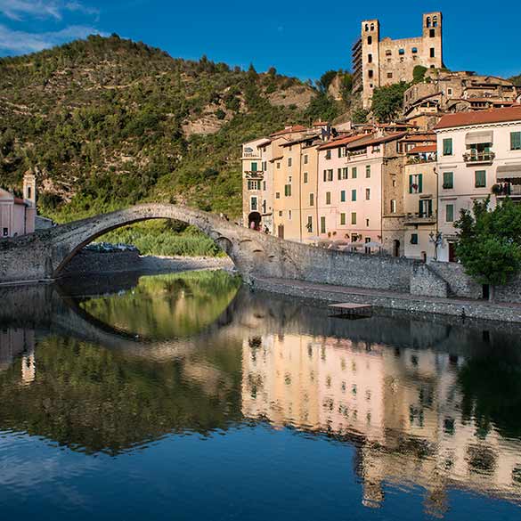 immagine copertina un mare di borghi